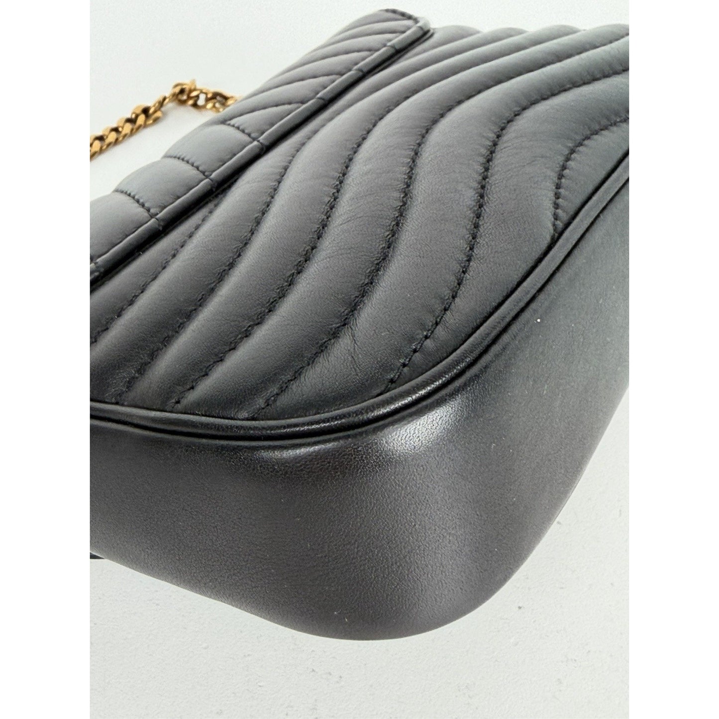 Louis Vuitton New Wave Multi Pochette Bag in Black Quilted Leather NFC S06