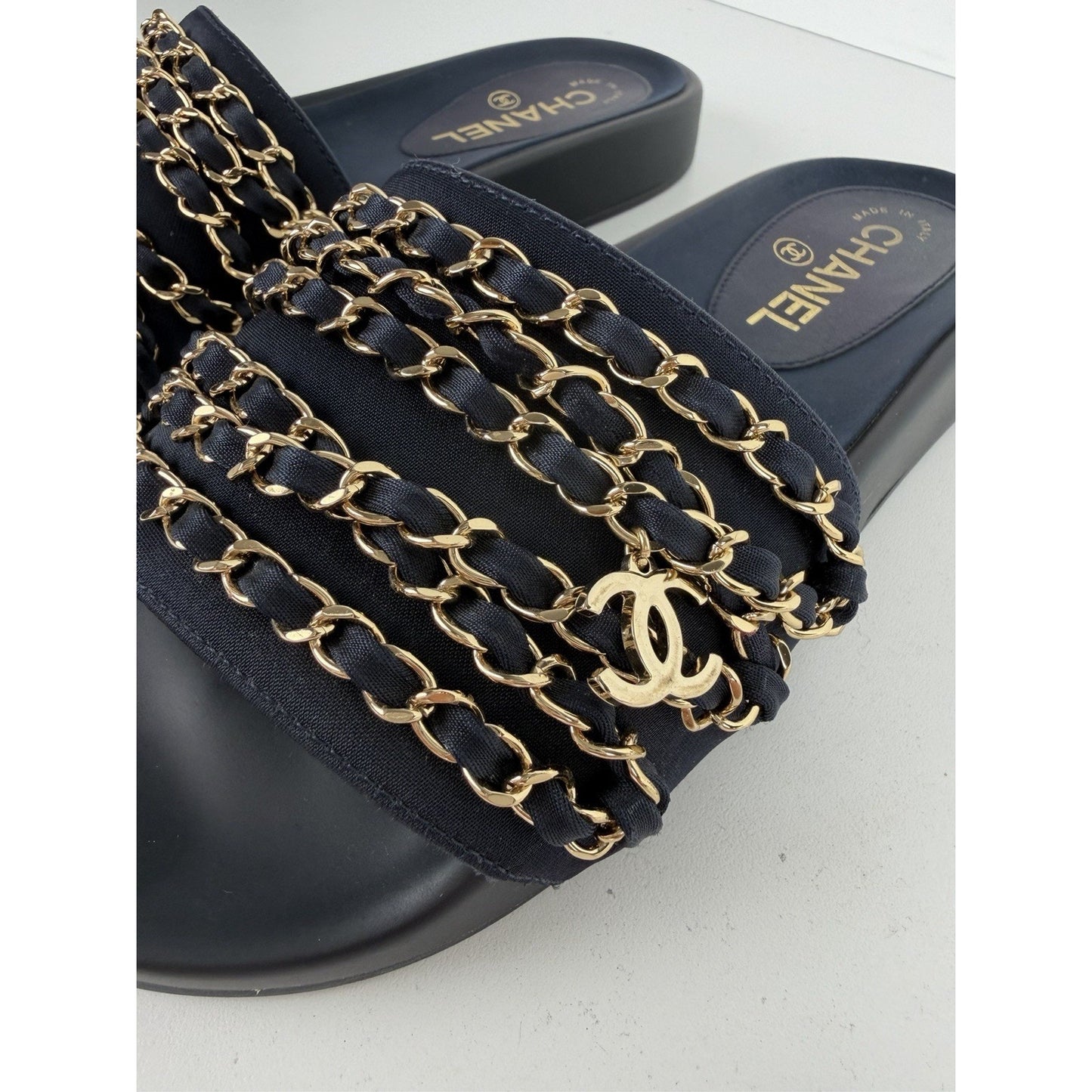 Chanel Interlocking CC Chain Slides in Dark Navy Satin Size EU 37