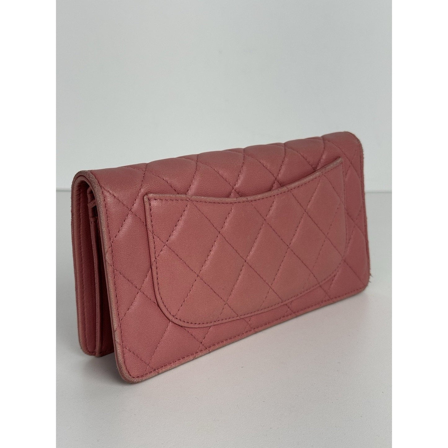 Chanel Long Yen Continental Wallet in Pink Quilted Lambskin Leather