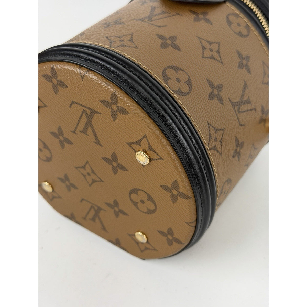 Louis Vuitton Cannes Bucket Bag in Brown Reverse Monogram Coated Canvas 2019 D4