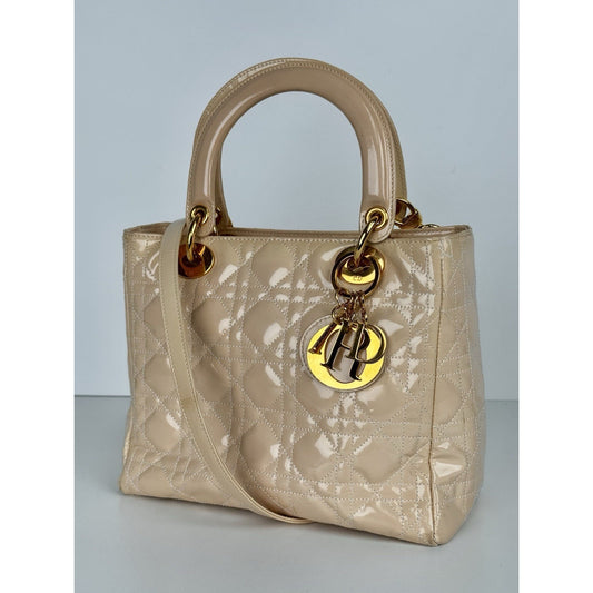 Christian Dior Lady Dior Medium Bag in Beige Patent Leather B-4