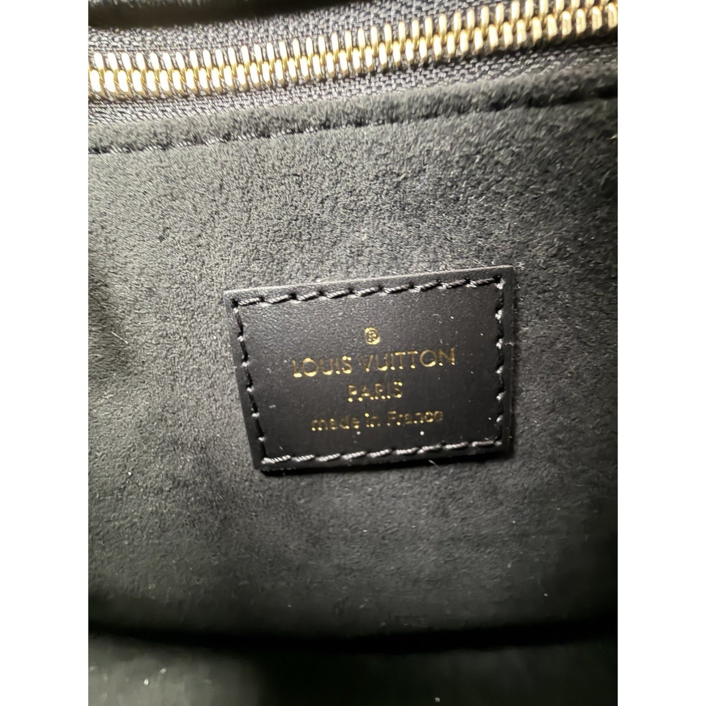 Louis Vuitton OnTheGo PM Bag in Black Embossed Monogram Empreinte Leather NFC E1