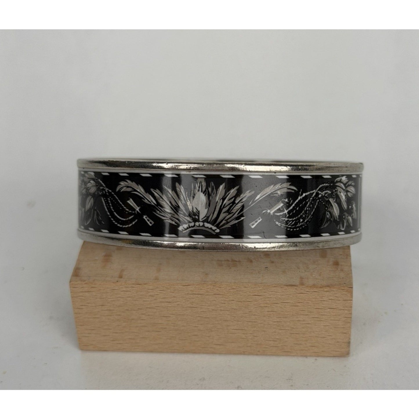 HERMES Enamel Wide Bangle Bracelet in Black and White K1