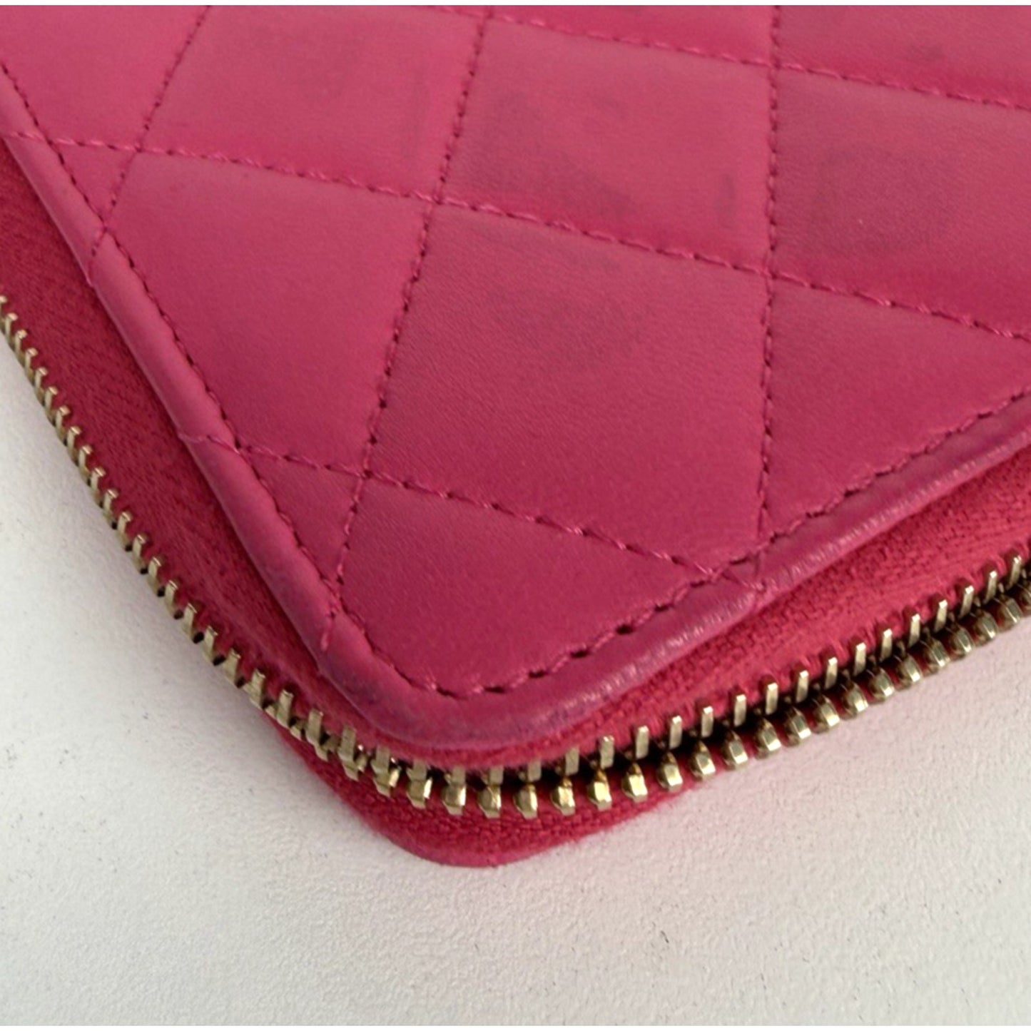 Chanel Quilted Leather Wallet in Raspberry Pink CC Logo 2016 K3