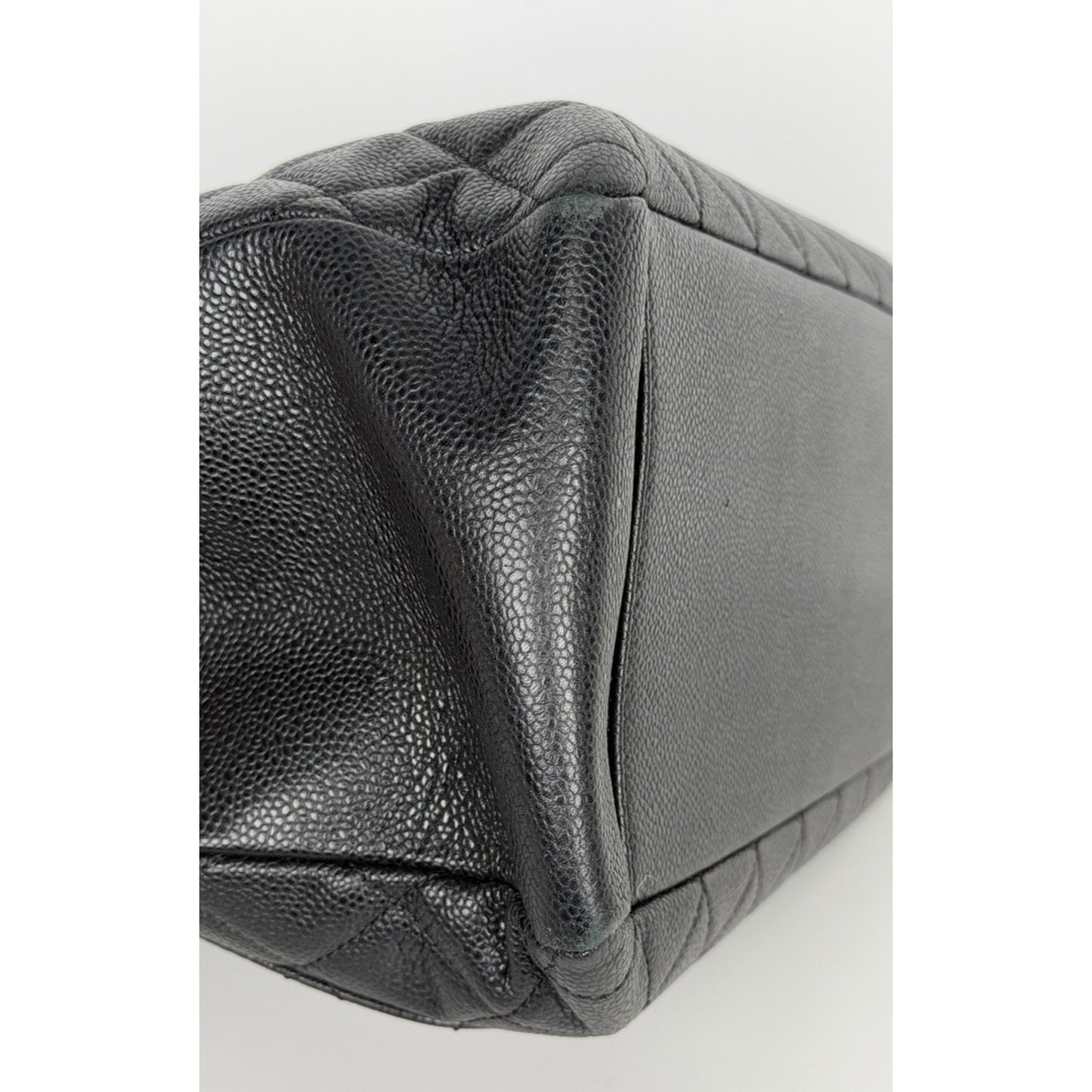 Chanel Grand Shopping Tote (GST) Bag in Black Caviar Leather C6
