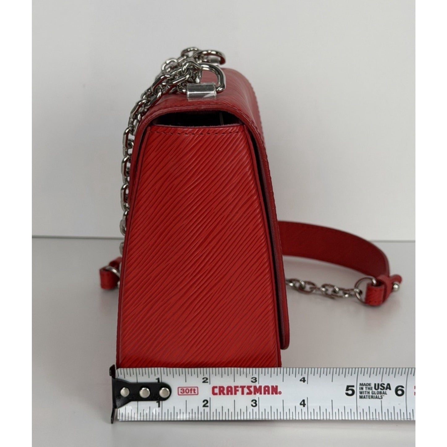 Louis Vuitton Coquelicot Epi Leather Twist MM Shoulder Bag (2019) B4
