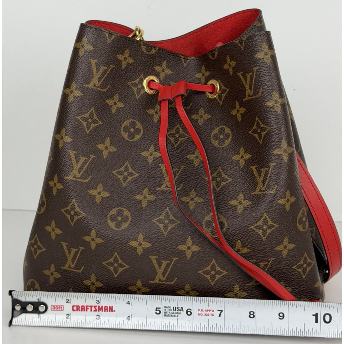 Louis Vuitton NeoNoe MM Bucket Bag in Monogram Coated Canvas 2017 L-4