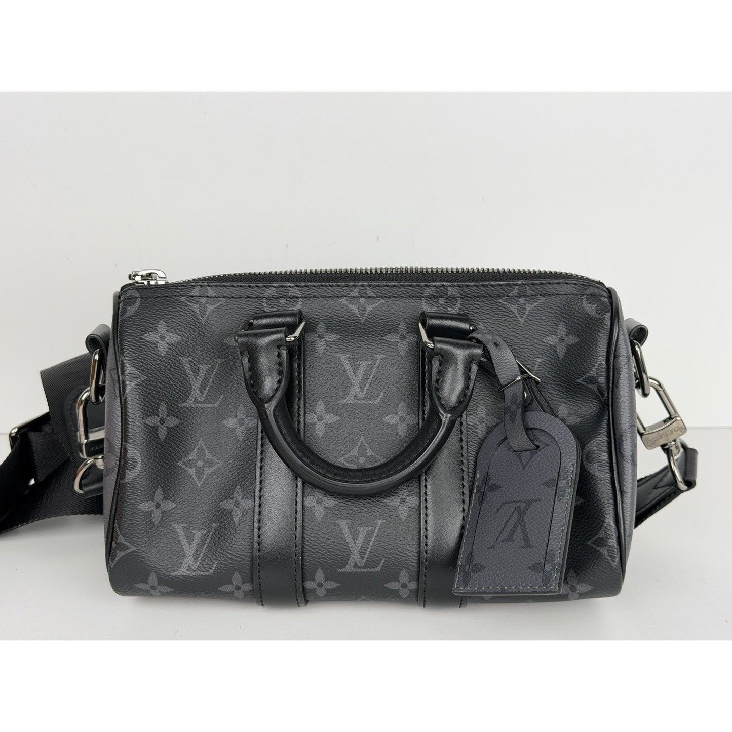 Louis Vuitton Keepall Bandouliere 25 Reverse Monogram Eclipse Canvas Microchipped