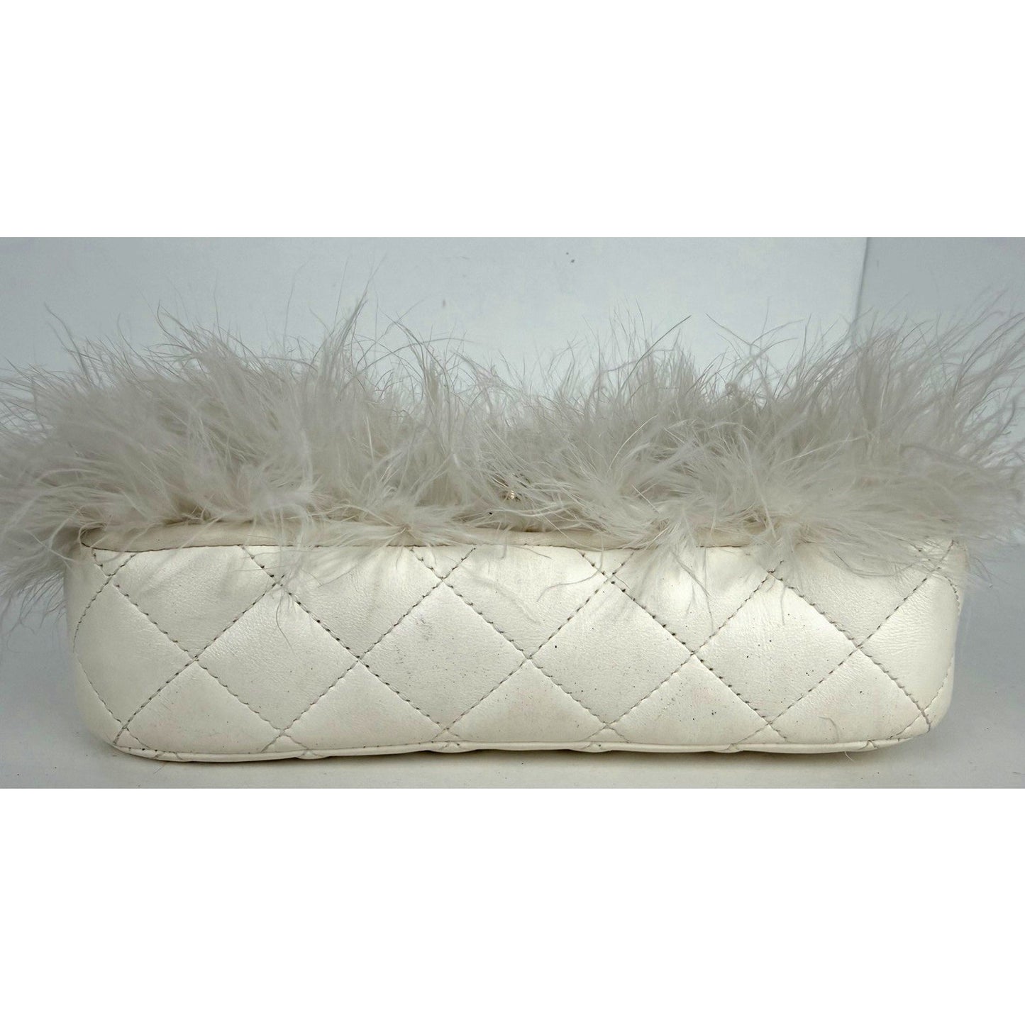Chanel Quilted Flap Bag made with Fluffy White Feathers 2019 D-2