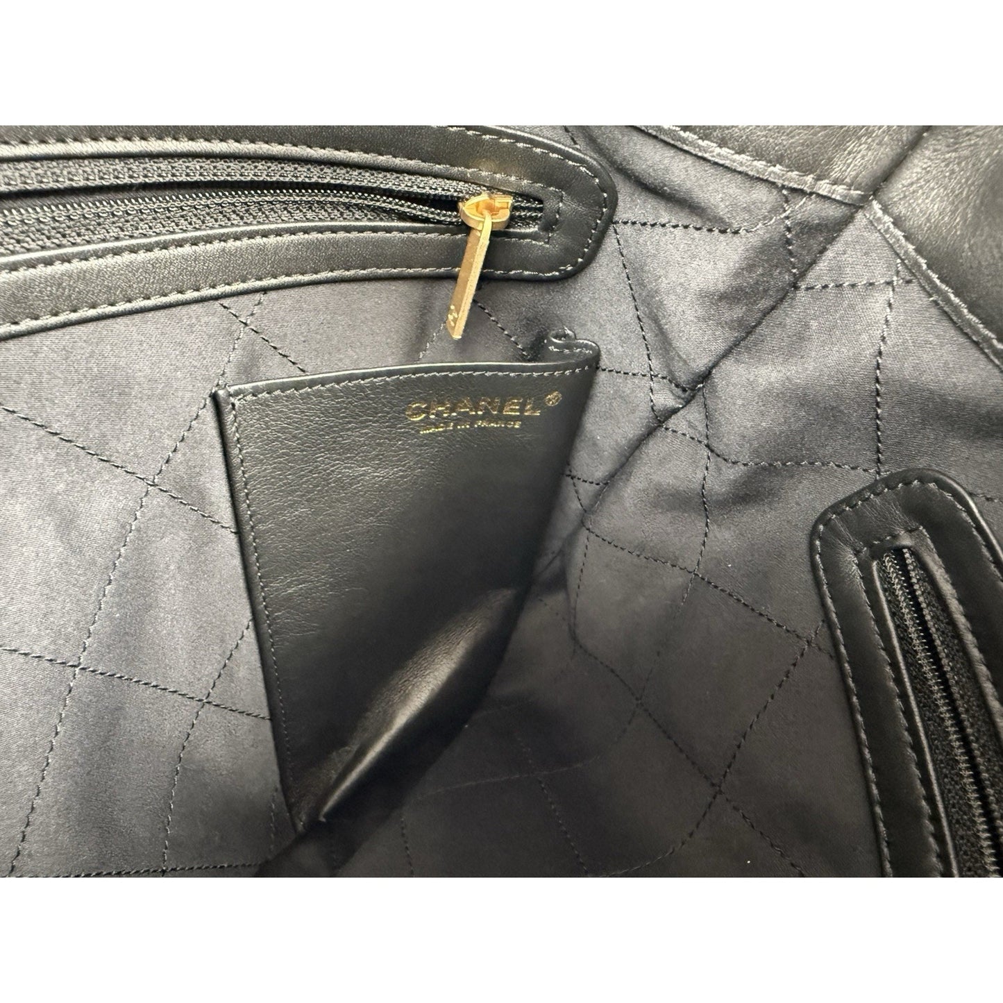 Chanel Black Quilted Leather Chains Strap Gold Hardware Hobo Bag