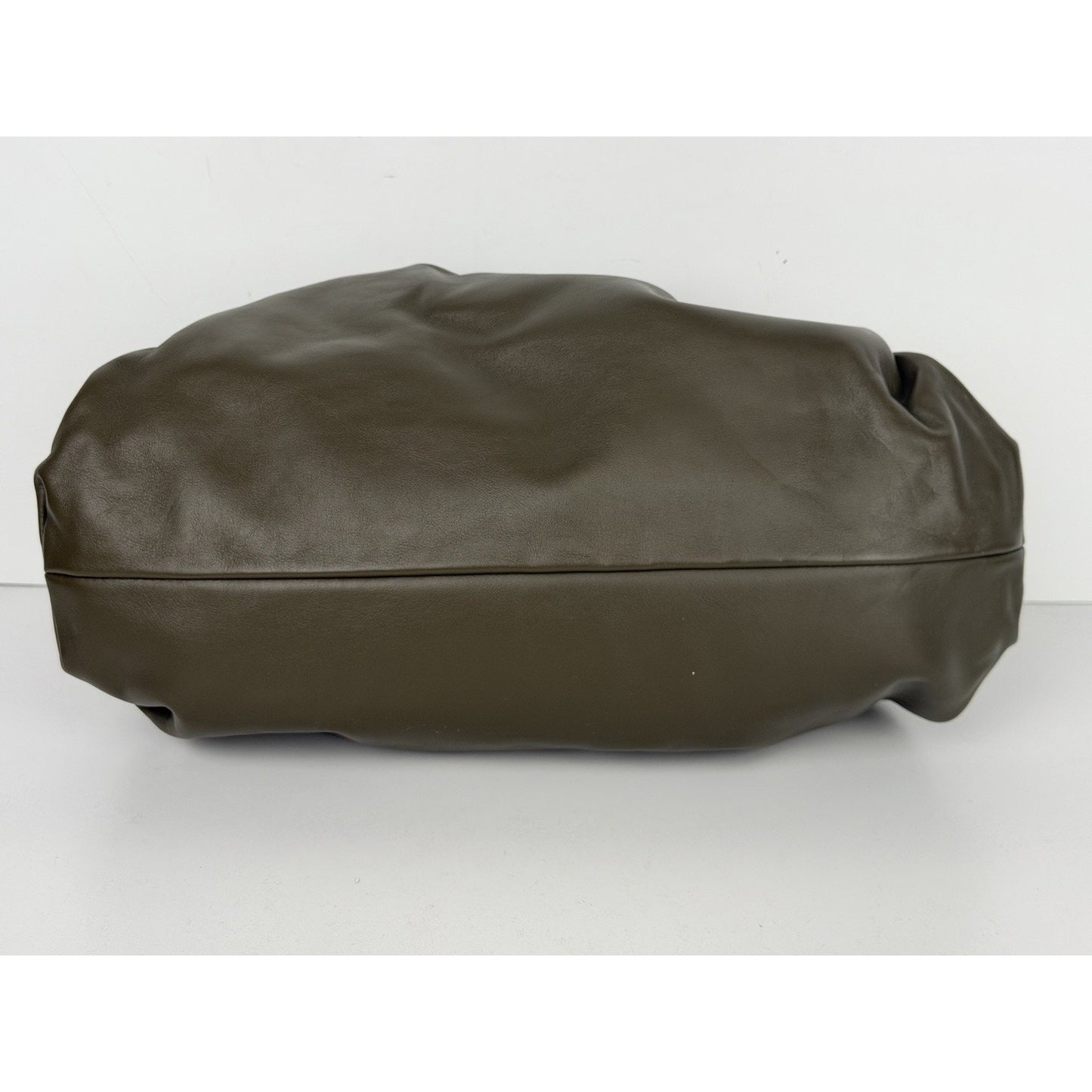 Bottega Veneta "The Pouch" Clutch Olive Green Leather Gathered&Ruffled Design S