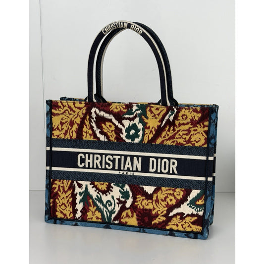 Christian Dior Paisley Medium Book Tote Bag in Embroidered Floral Canvas 2021 E2