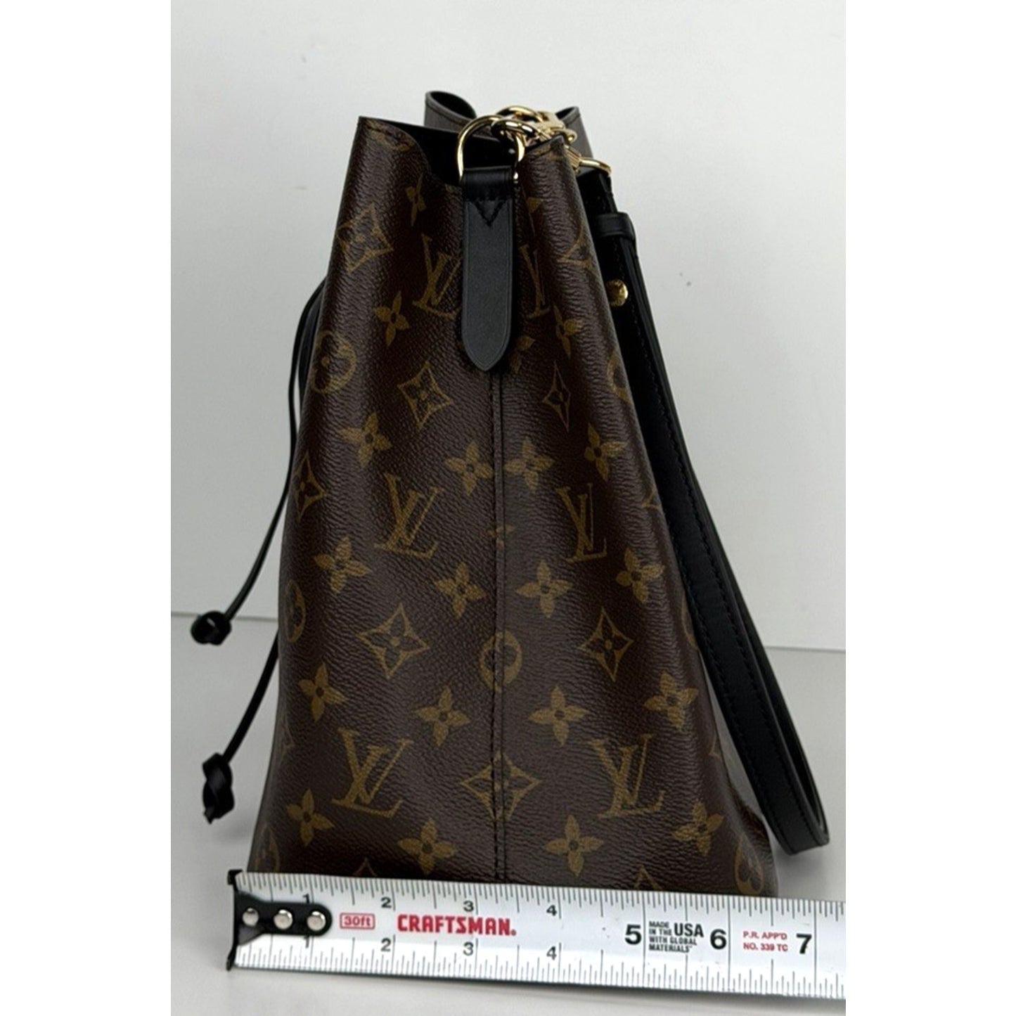 Louis Vuitton NeoNoe MM Bucket Bag in Brown Monogram Coated Canvas 2020 L-4
