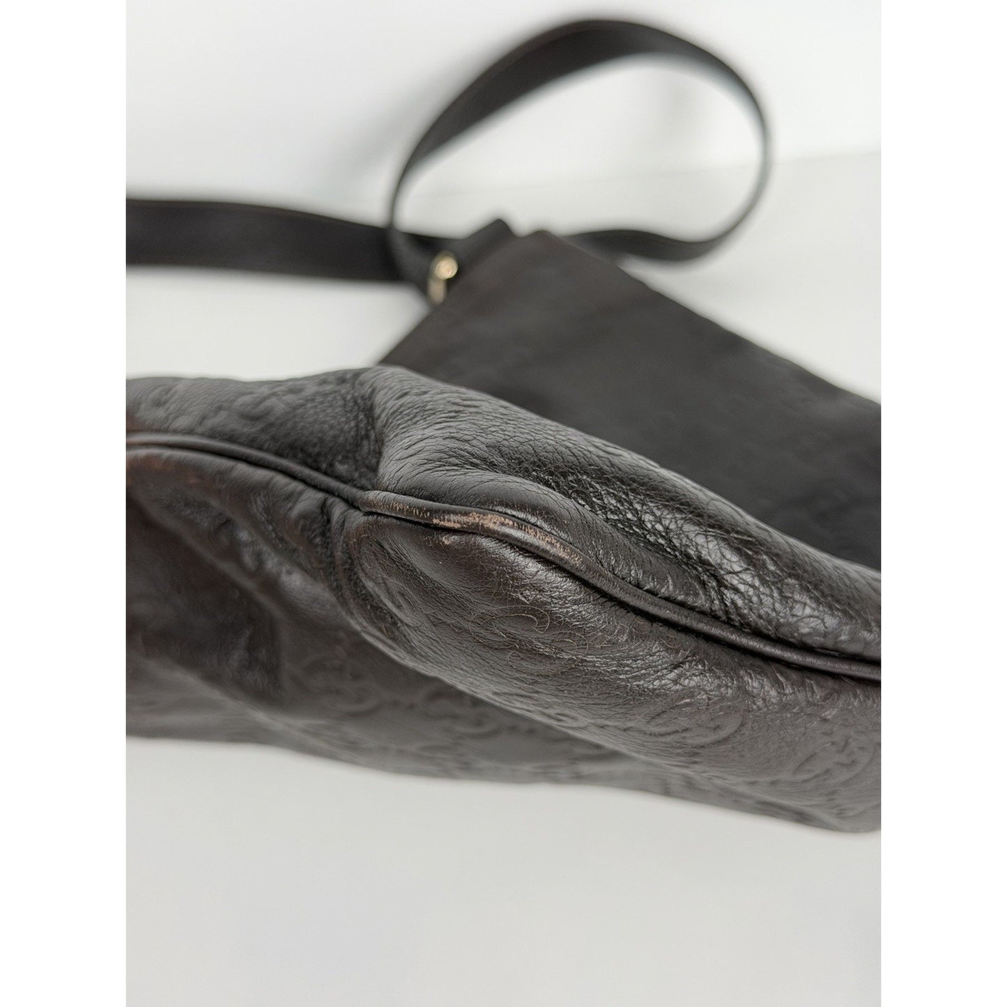 Gucci Guccissima GG Signature Leather Messenger Bag in Brown F2