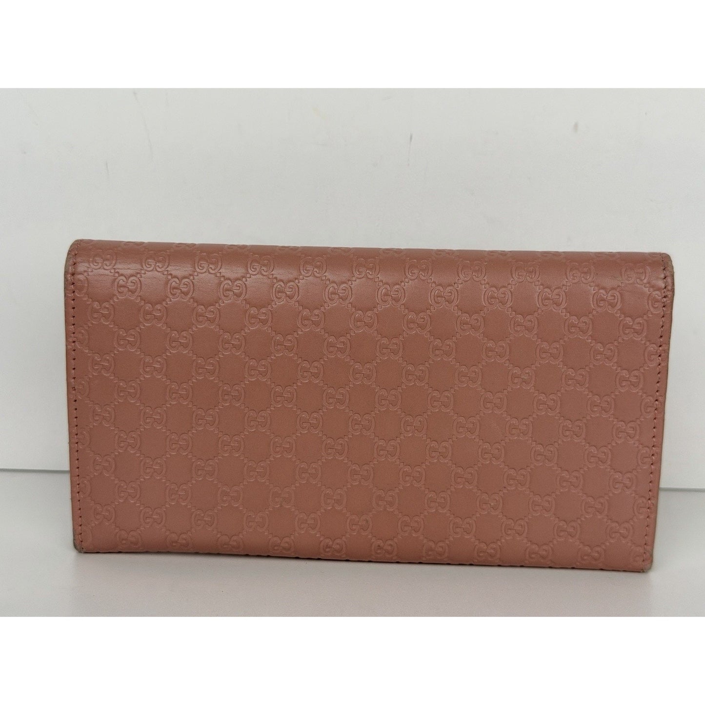Gucci Microguccissima Continental Bifold Flap Wallet in Pink Leather