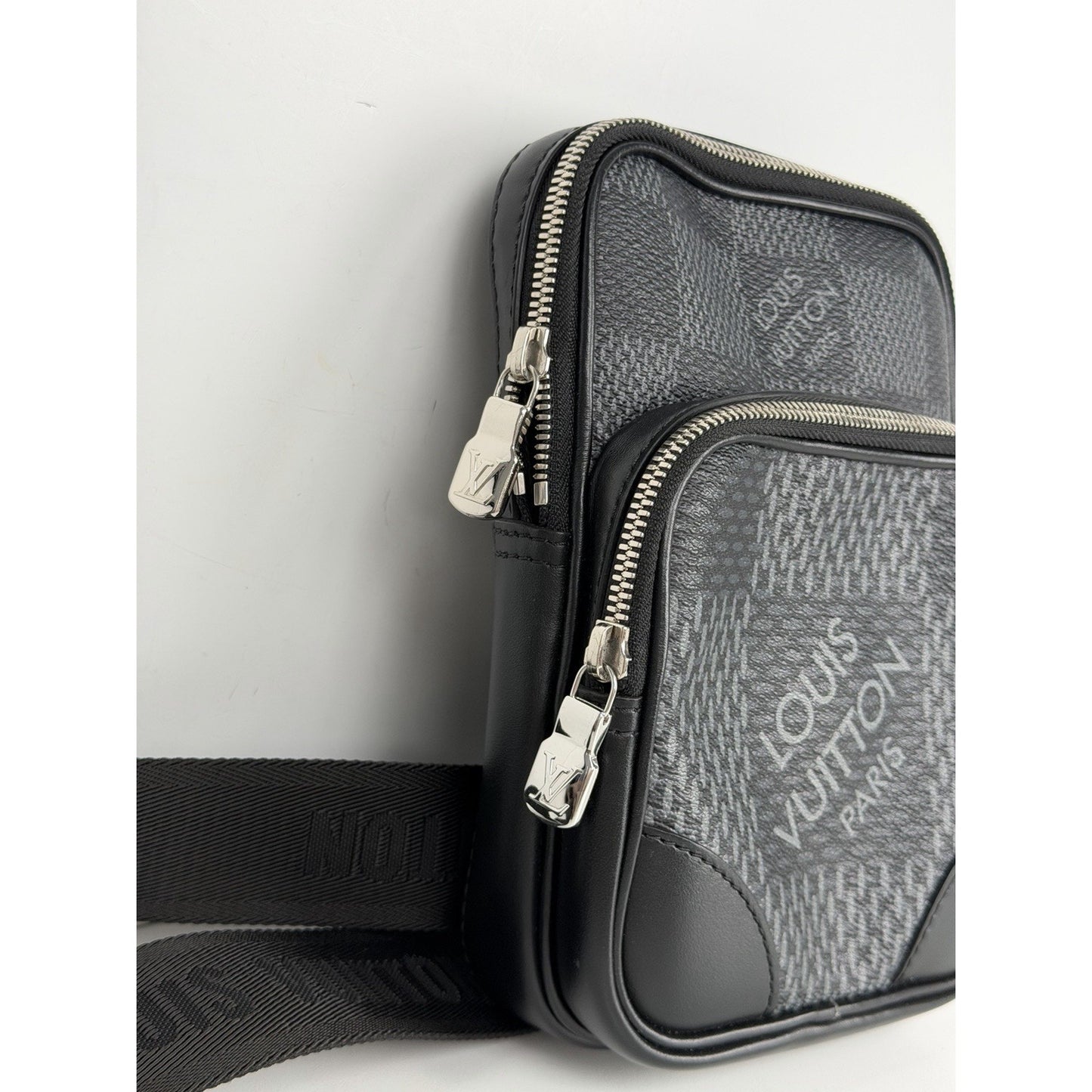 Louis Vuitton Amazone Sling Bag Damier Graphite 3D Coated Canvas NFC 2021 C3