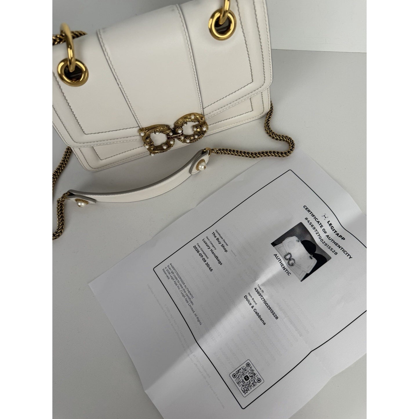 Dolce & Gabbana DG Amore Shoulder Bag Small in White Smooth Calfskin S07