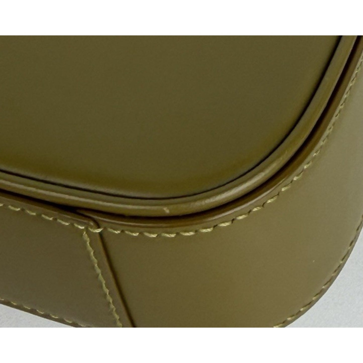 Saint Laurent Le 5 A 7 Mini Shoulder Bag in Vert Olive Calfskin Leather S14