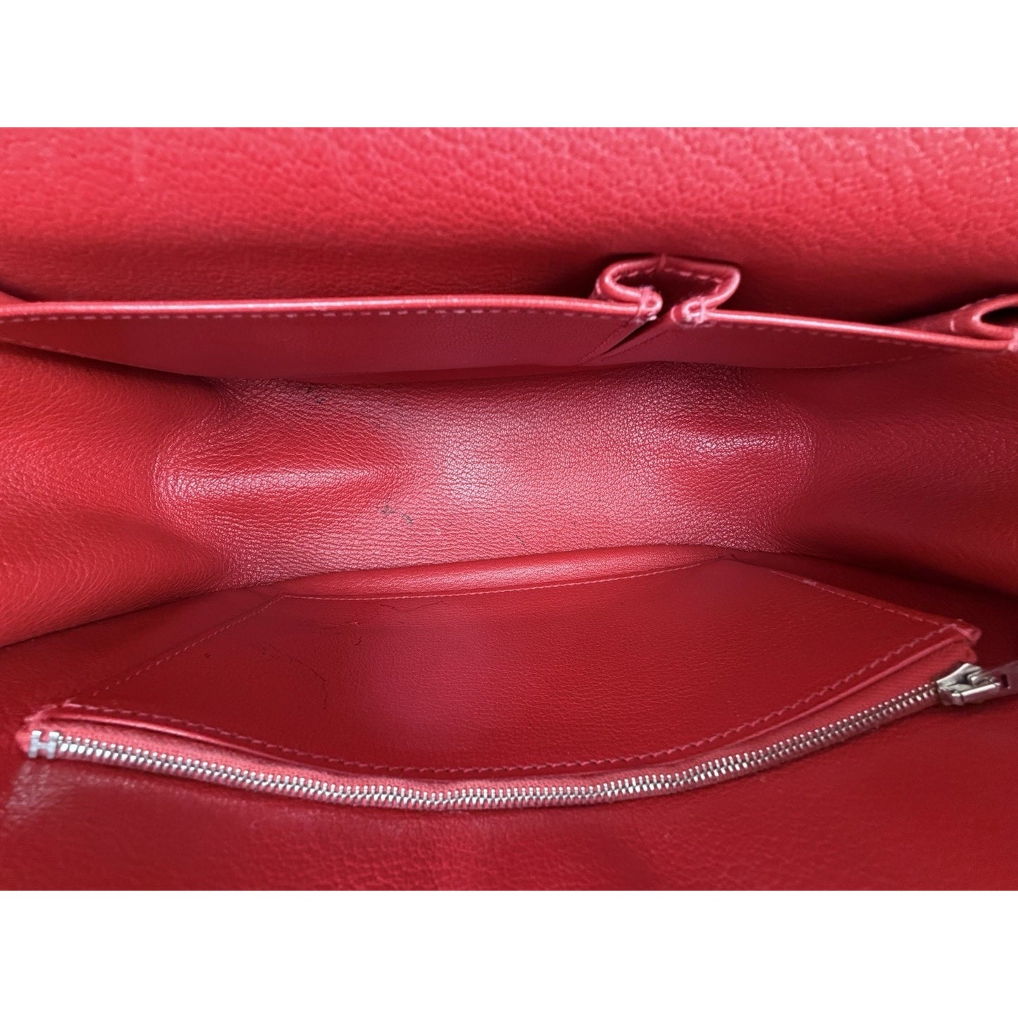 Hermès Jypsiere 28 Messenger Bag in a Rich Red Calfskin Leather 2012 E5