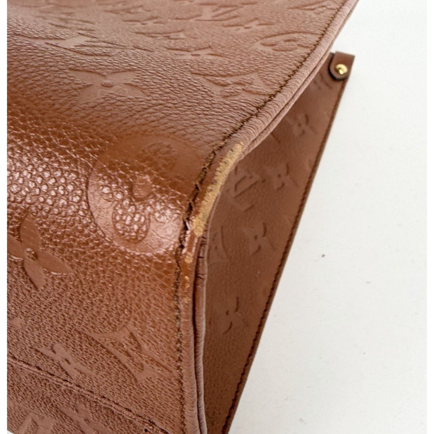Louis Vuitton OnTheGo MM Tote Bag in Cognac Monogram Empreinte Leather D9