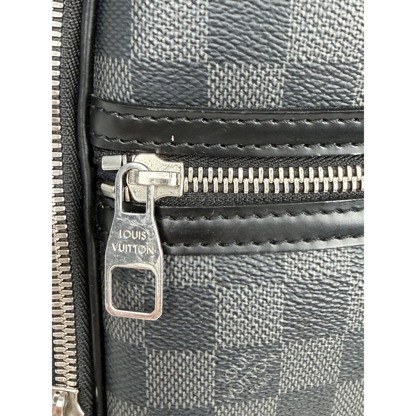 Louis Vuitton Michael Backpack Damier Graphite Coated Canvas Microchipped