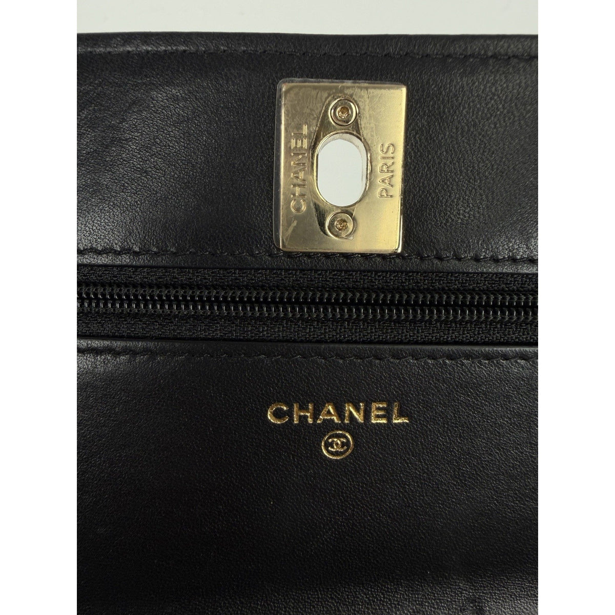 Chanel Trendy CC Wallet on Chain Bag in Black Quilted Lambskin Leather 2022 D5
