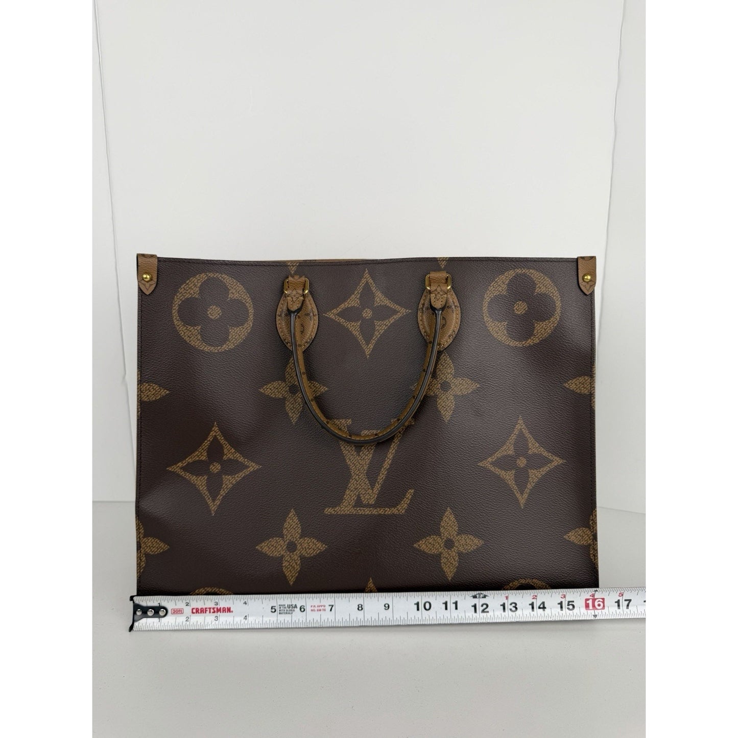 Louis Vuitton OnTheGo Tote Bag GM in Reverse Monogram Giant Canvas 2021 S
