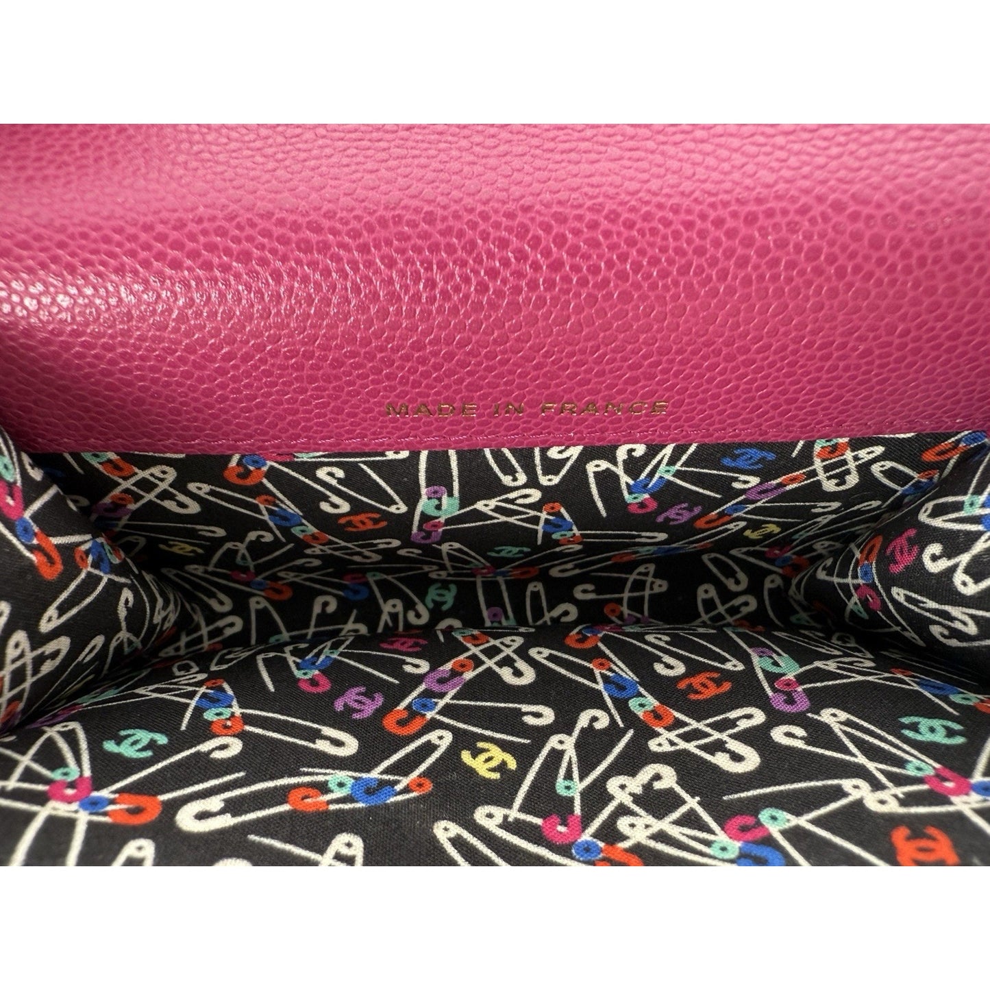 Chanel Interlocking CC Logo Bifold Pink Caviar Leather Women's Wallet