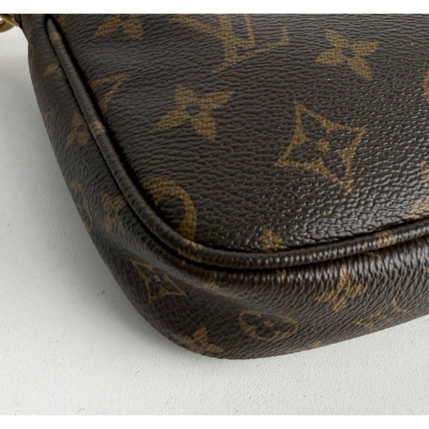 Louis Vuitton Multi Pochette Accessoires Bag in Brown Coated Canvas NFC S-08