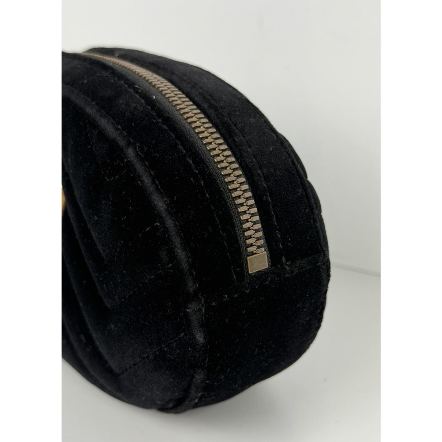 Gucci GG Marmont Belt Bag Plush Black Matelasse Velvet & Gold-Tone Hardware S16