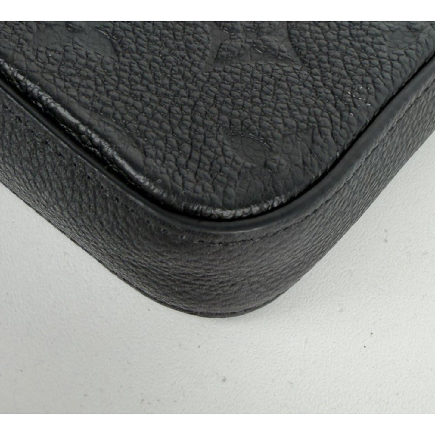 Louis Vuitton Pochette Felicie Wallet Bag in Black Monogram Empreinte NFC S11