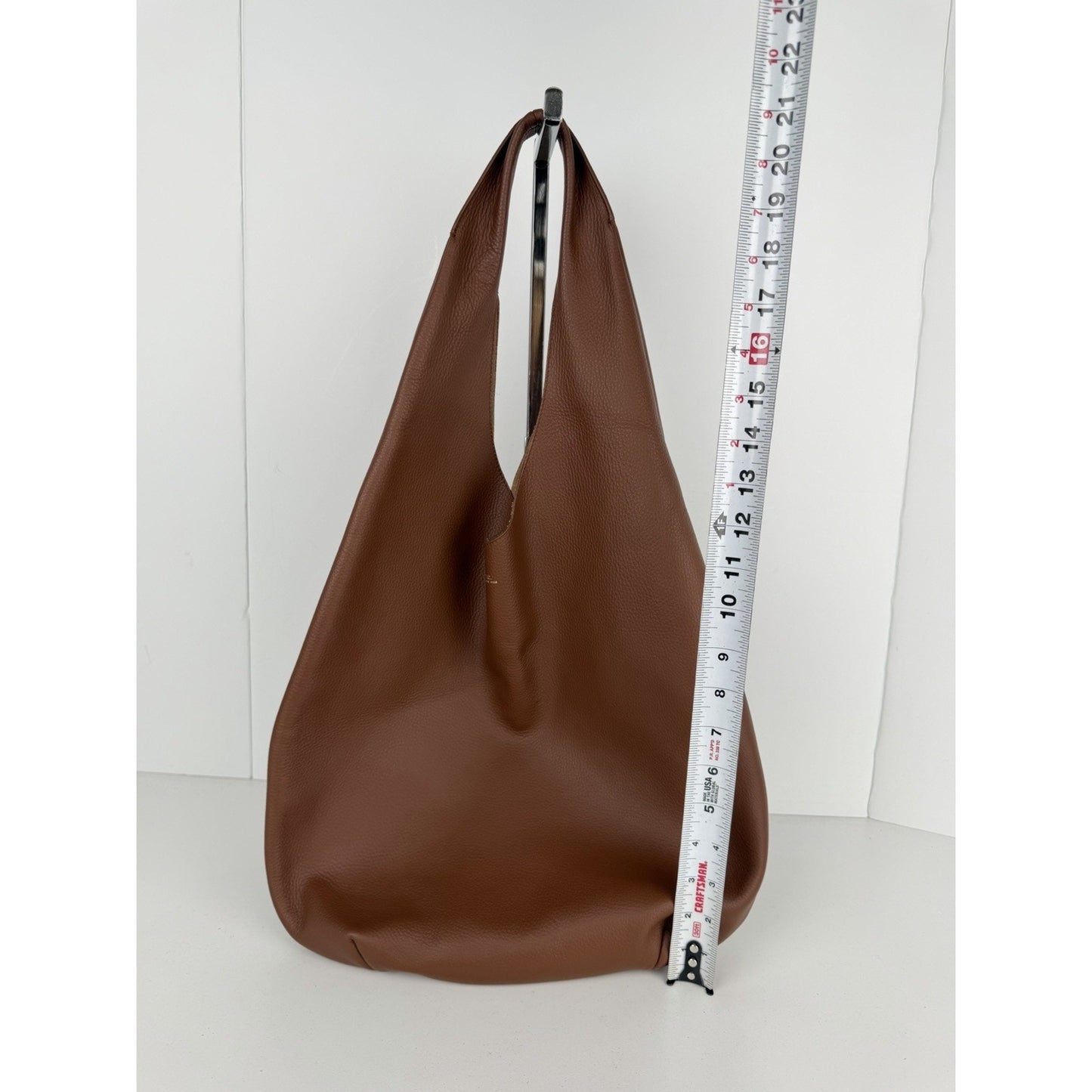 A.P.C. Le Neige Slouchy Hobo Bag Unisex in Cognac Brown Grained Leather S-19