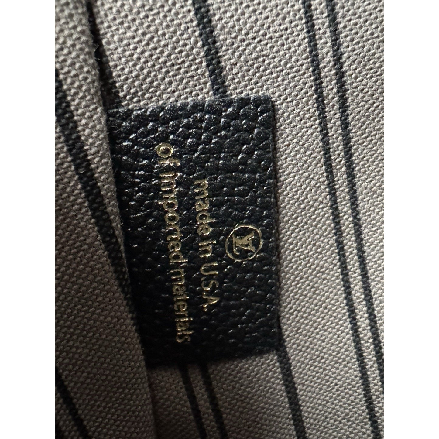 Louis Vuitton Empreinte Pochette Métis in Black C-2