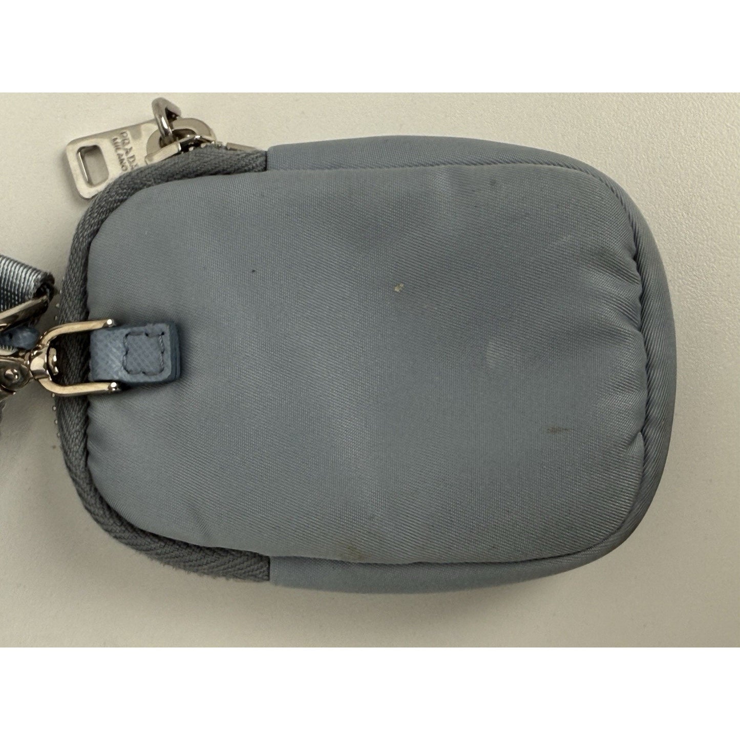 Prada Women's Re-Edition 2005 Nylon Bag in Blue