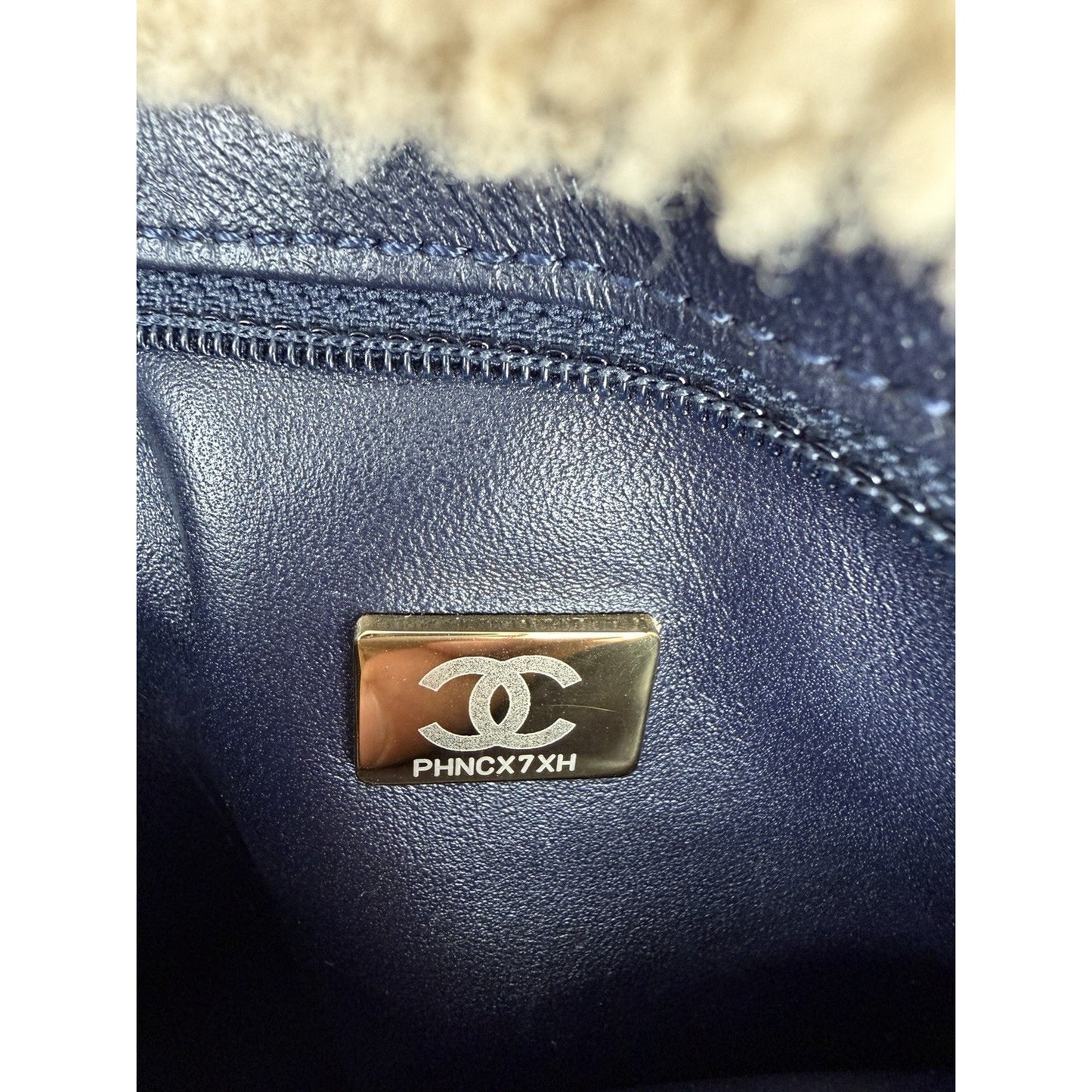 Chanel 19 Flap Bag Medium in Black Shiny Crumpled Calfskin and Shearling NFC