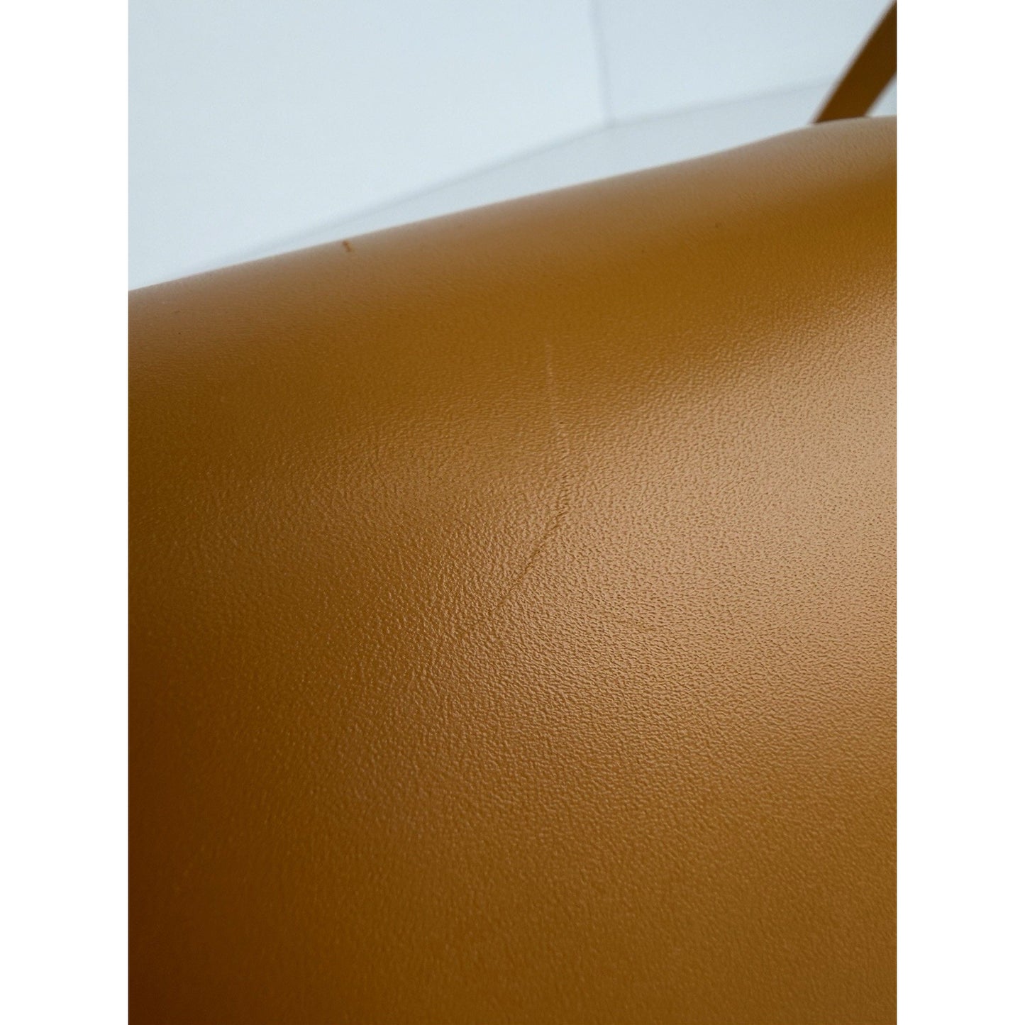 Saint Laurent Le Maillon Shoulder Bag in Yellow Leather for Women D3