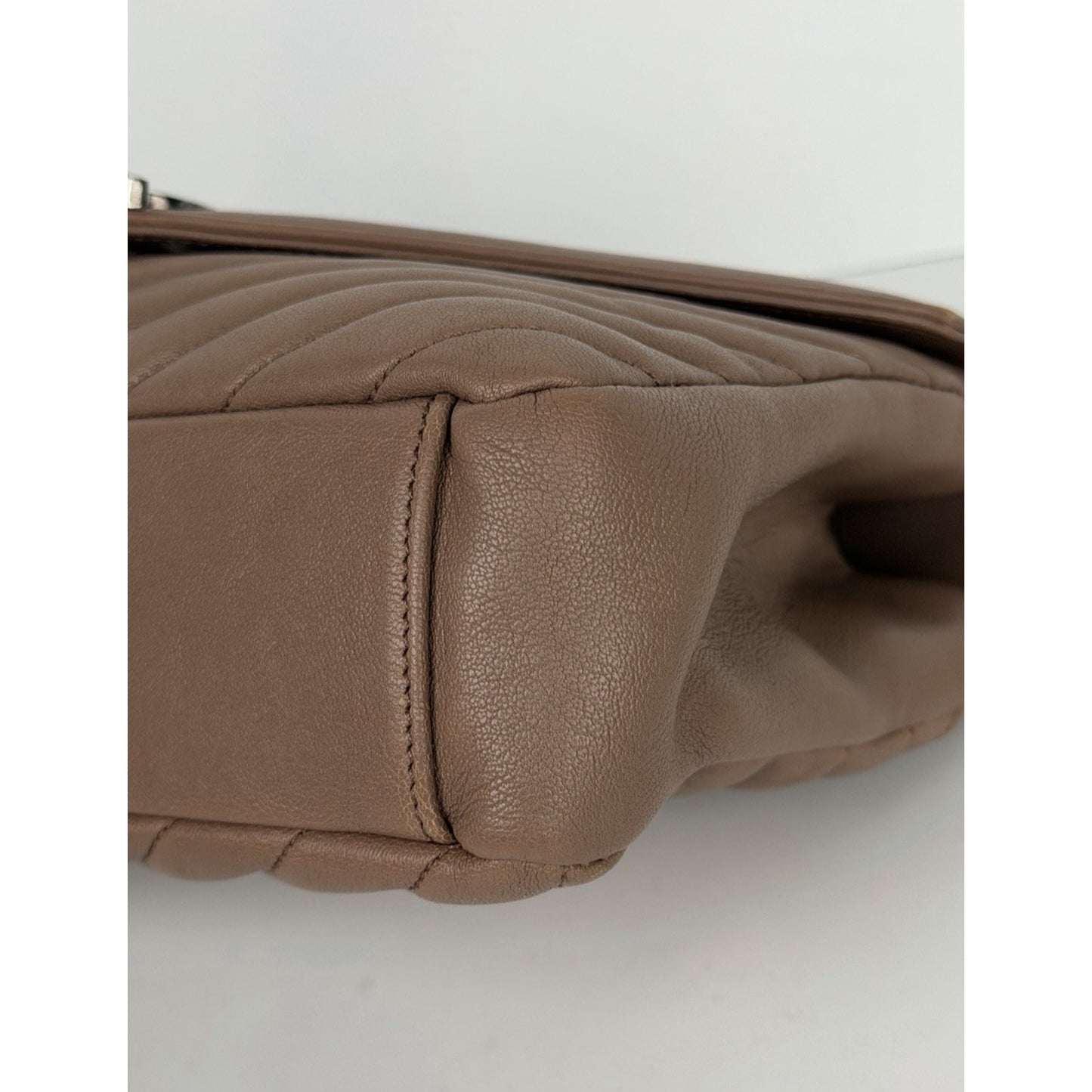 Saint Laurent Monogram College Bag Medium in Brown Quilted Chevron Leather C4