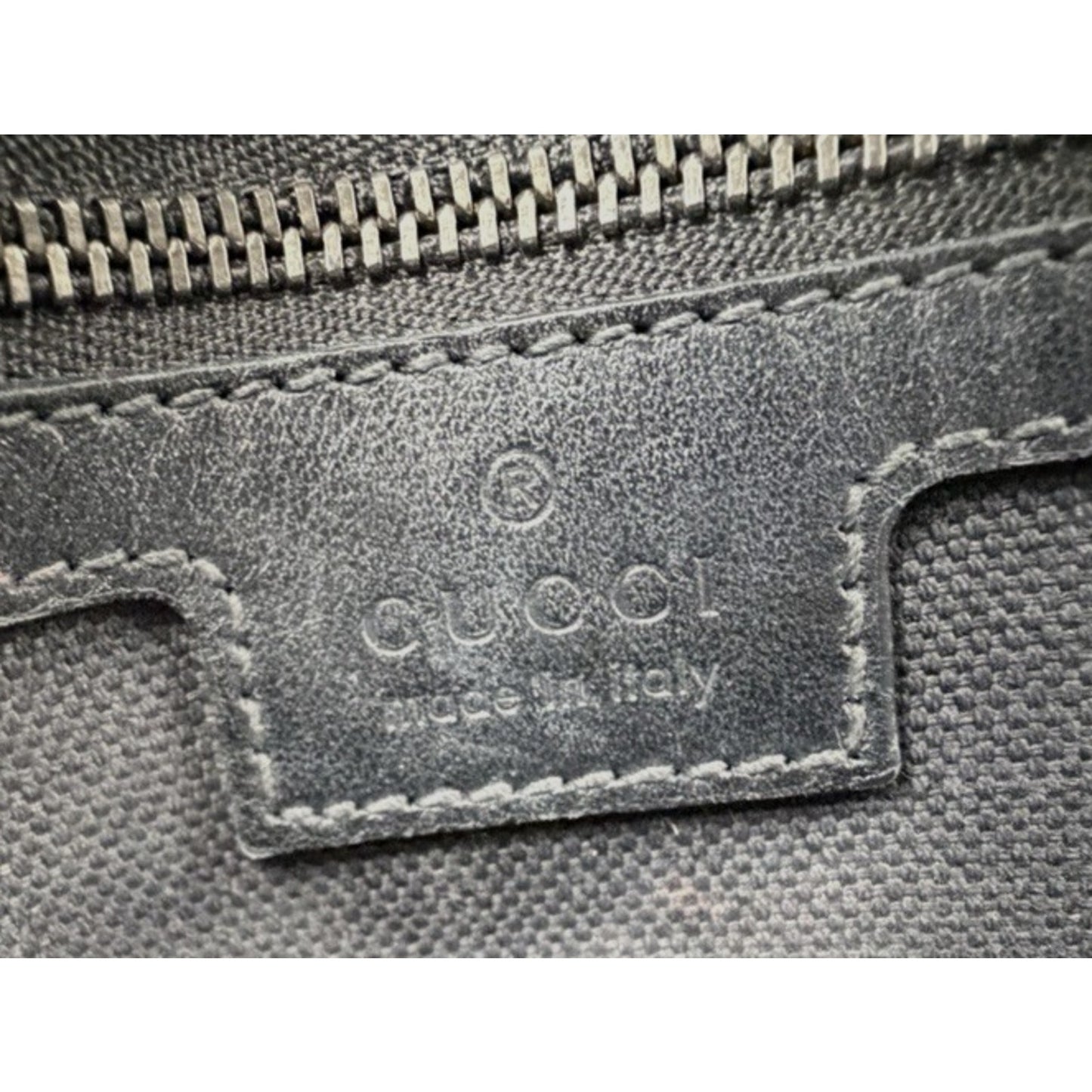 Gucci GG Marmont Matelasse Shoulder Small Bag in Black Quilted Chevron Pattern S
