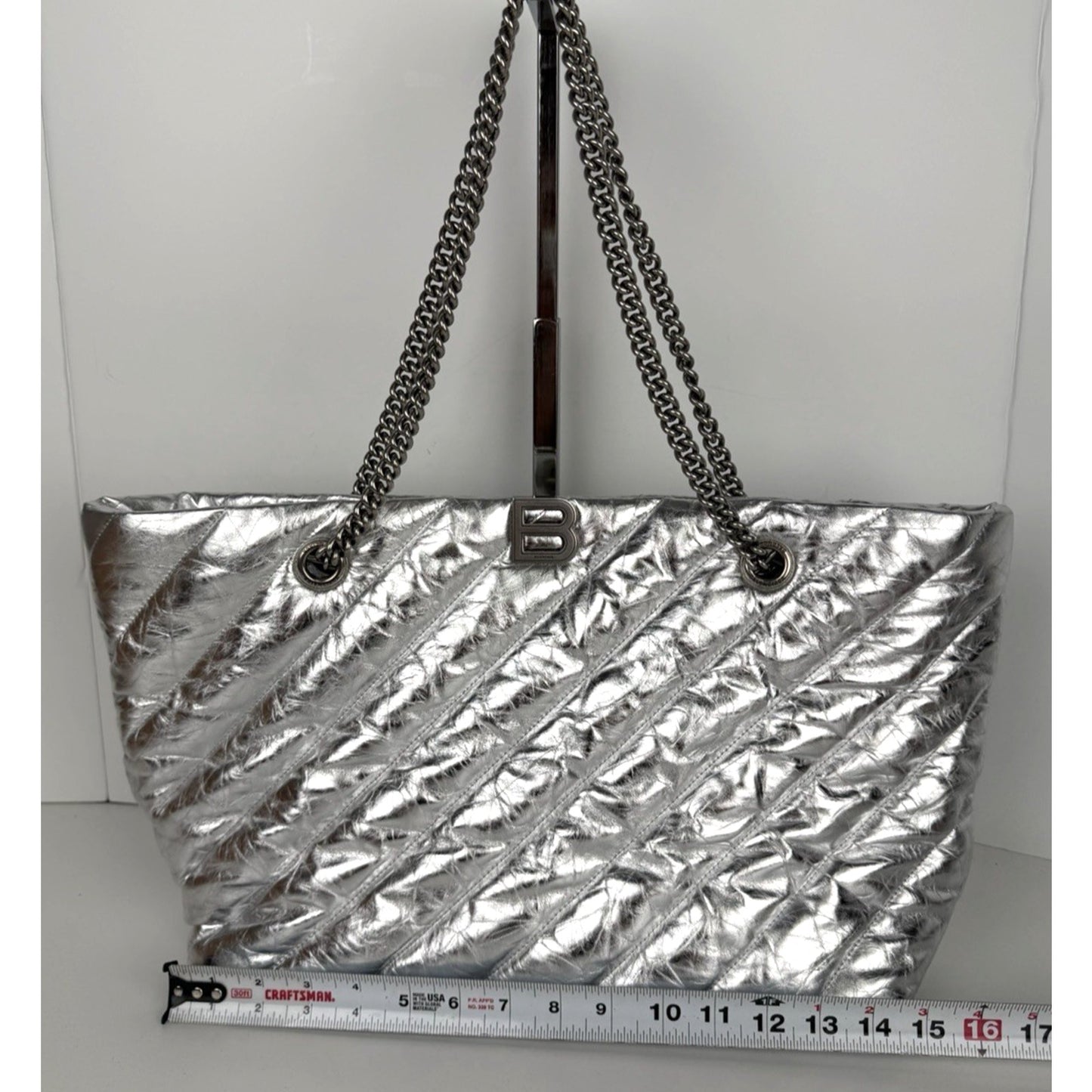 Balenciaga Large Crush Quilted Medium Tote Bag in Metallic Calfskin Leather E7