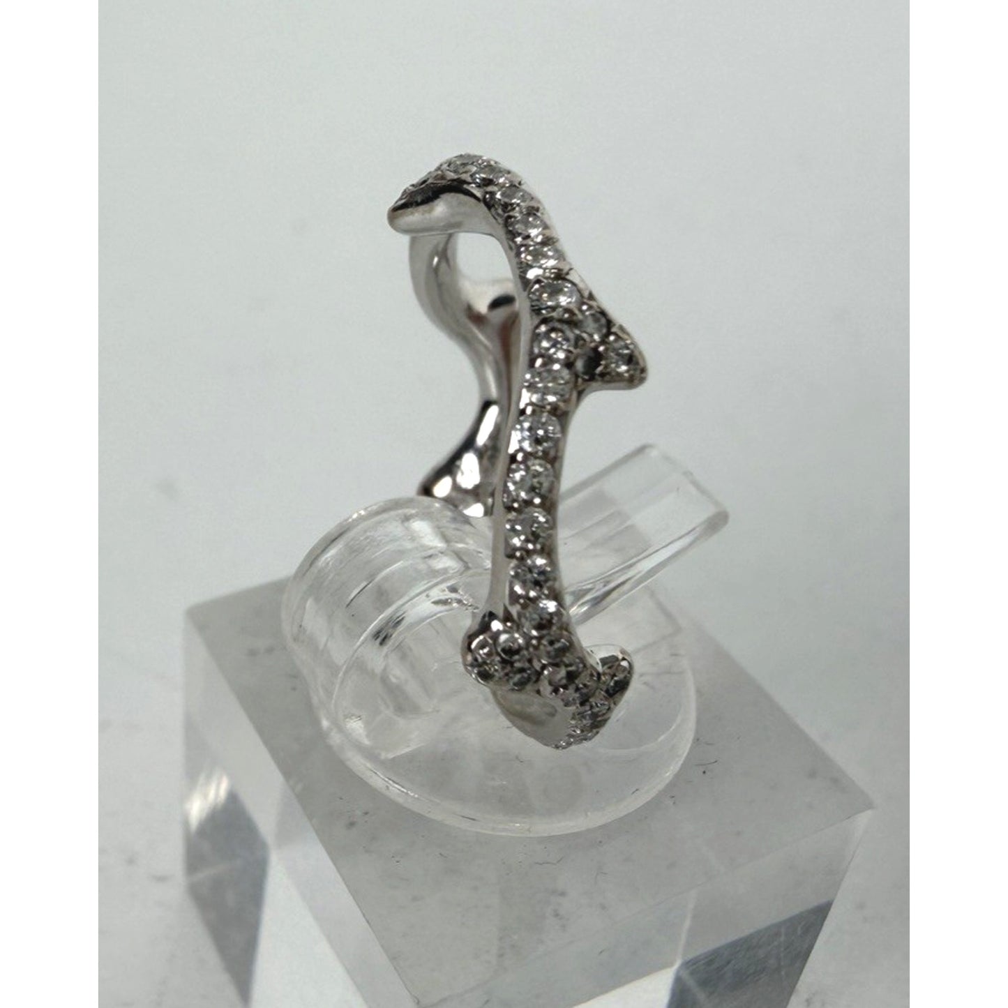 Dior Bois de Rose Ring with Diamonds in 18k White Gold Size 5.5