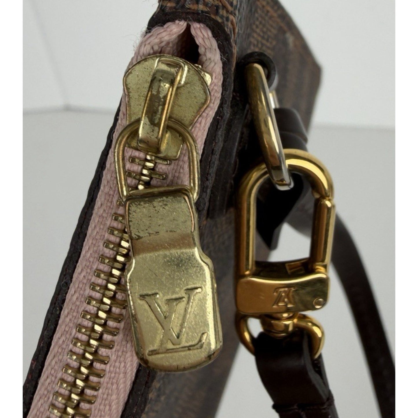 Louis Vuitton Neverfull MM Pochette in Damier Ebene Coated Canvas 2020 K2