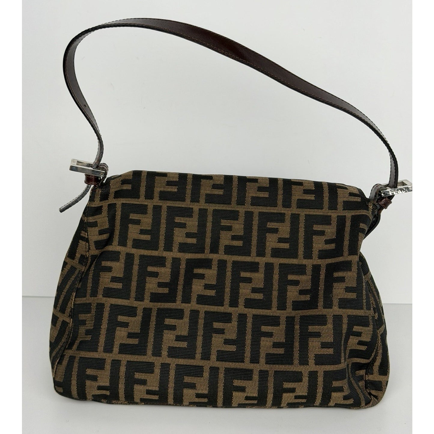 Fendi Zucca Mama Baguette Tobacco Medium Shoulder Bag in Brown Canvas E1
