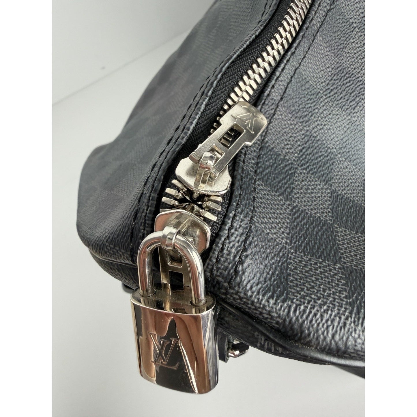 Louis Vuitton Keepall 55 Bandouliere Travel Bag in Damier Coated Canvas 2017 S