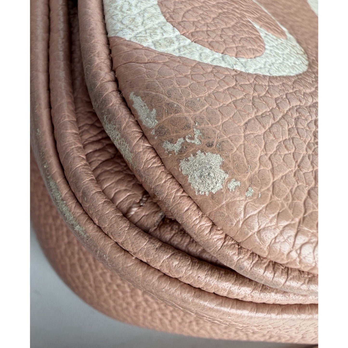 Louis Vuitton Pochette Metis Bicolor Rose Trianon & Cream Shoulder Bag NFC E2