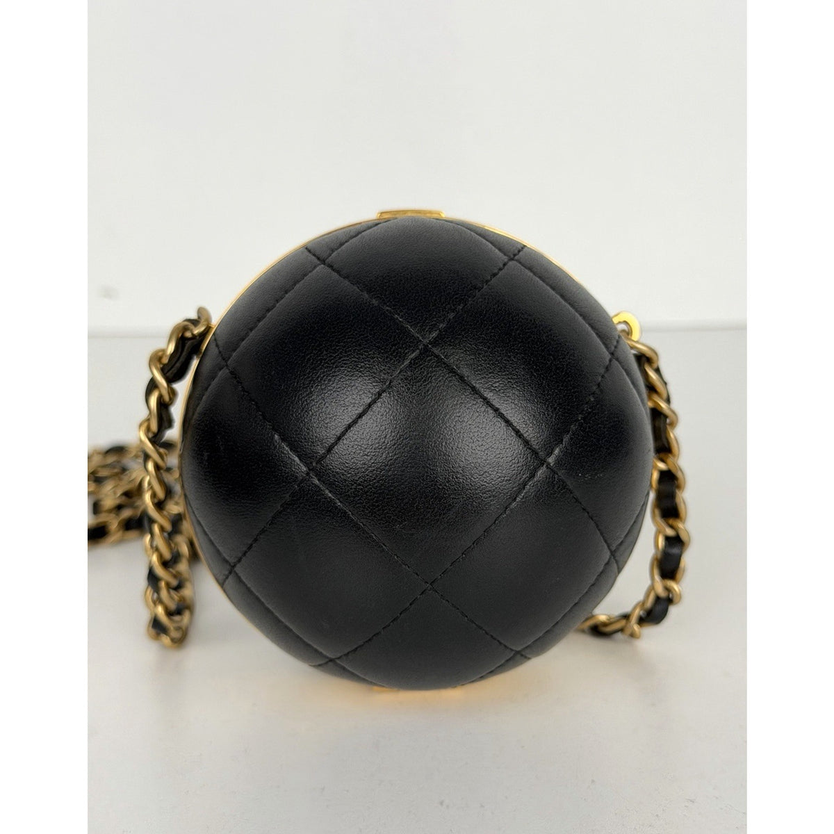 Chanel Sphere Minaudiere Clutch Bag in Black Leather Gold-tone Hardware NFC E-8