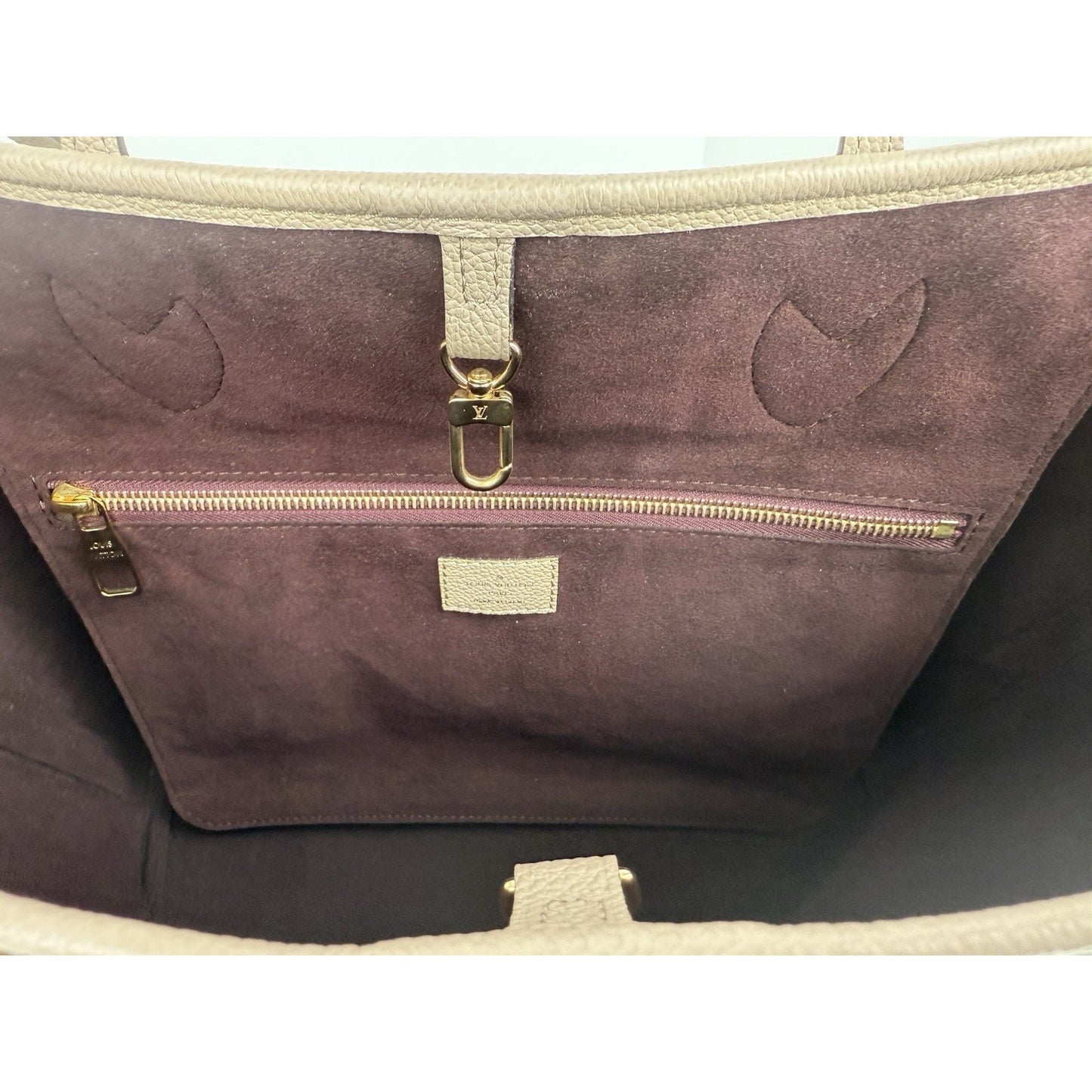 Louis Vuitton Empreinte Monogram Giant Neverfull MM Tourterelle