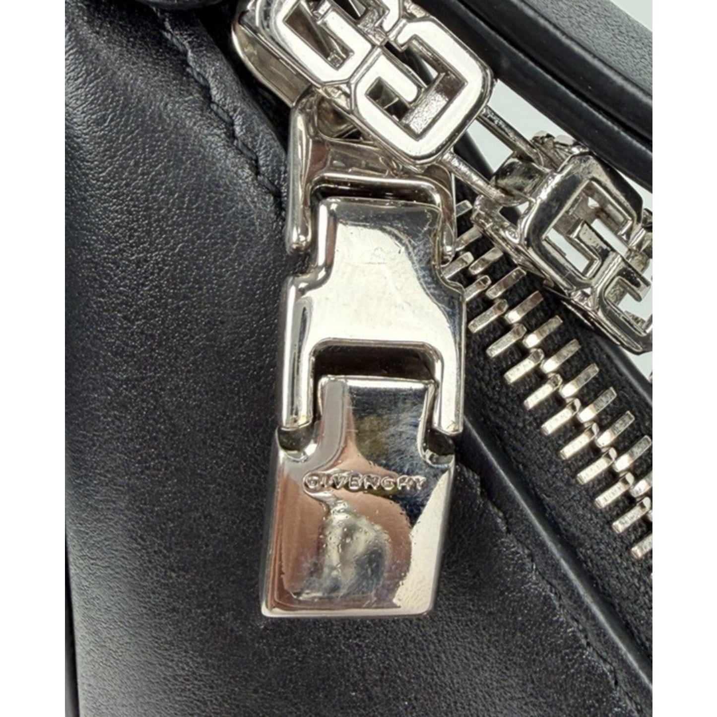 Givenchy Moon Cut Out Hobo Small Bag in Black Classic Smooth Leather S-08
