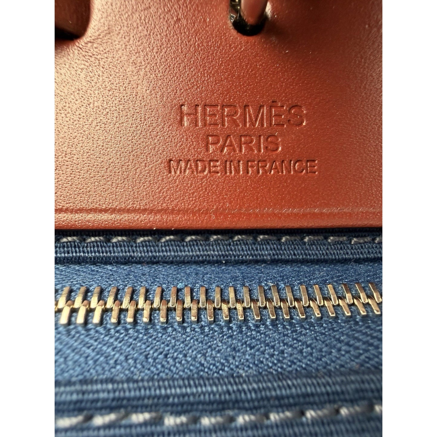 Hermes Herbag Zip 39 MM Toile Vache Hunter Navy Canvas and Leather Trim 2015 D6