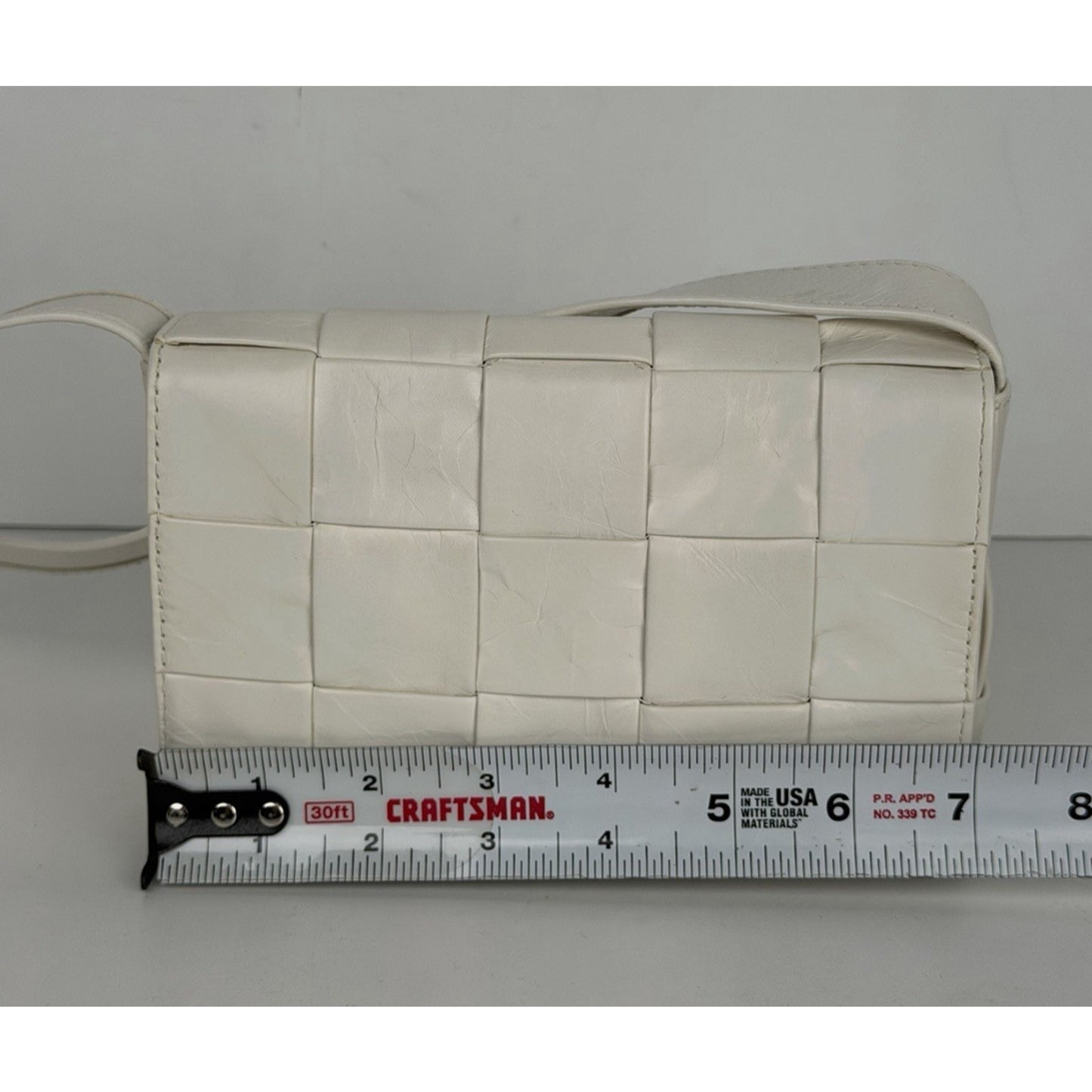 Bottega Veneta Cassette Bag Small Maxi Intrecciato Weave Lambskin Leather E1