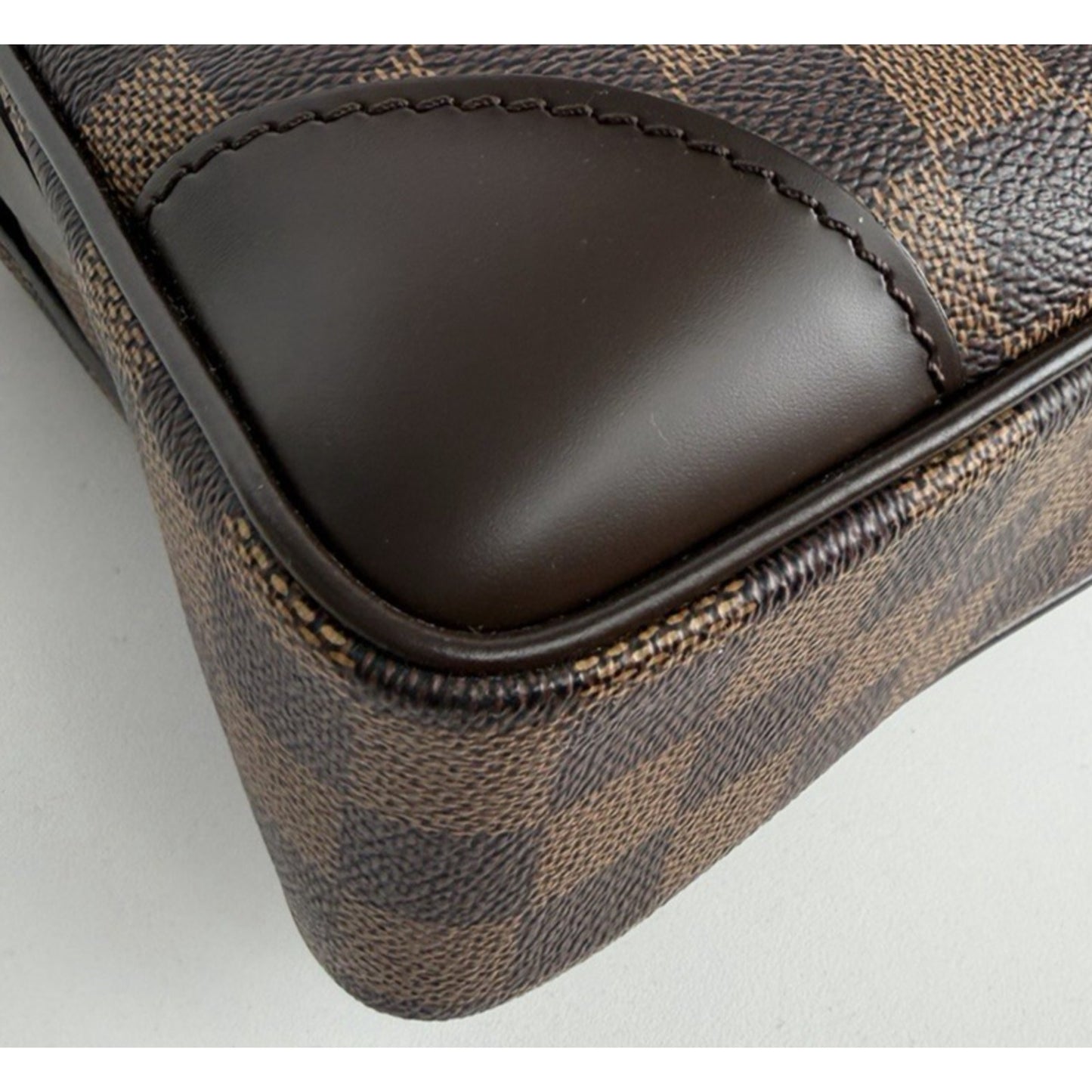Louis Vuitton Porte-Documents Voyage GM Bag in Damier Ebene Coated Canvas 2011 S